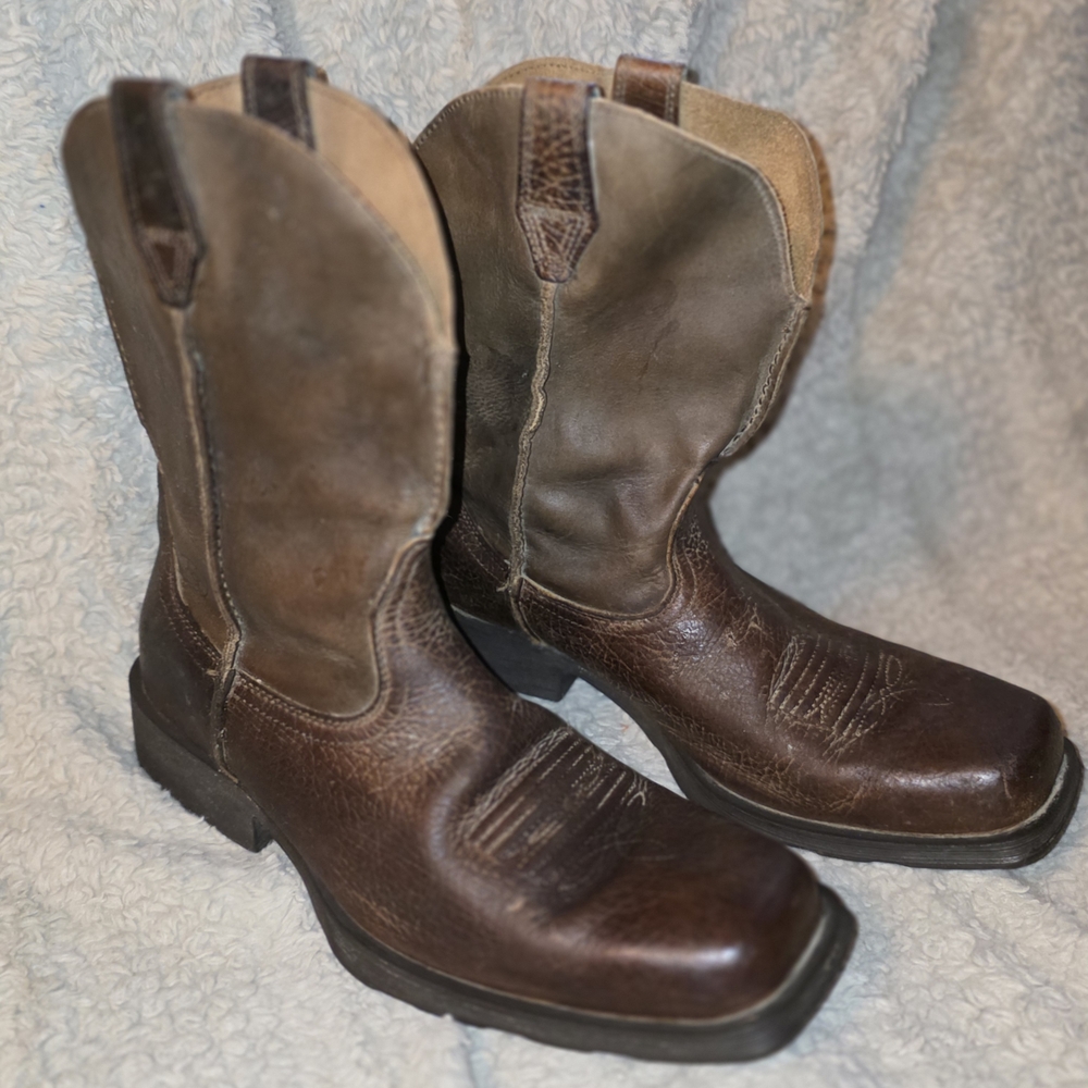 Ariat Two-Tone Brown Western Boots